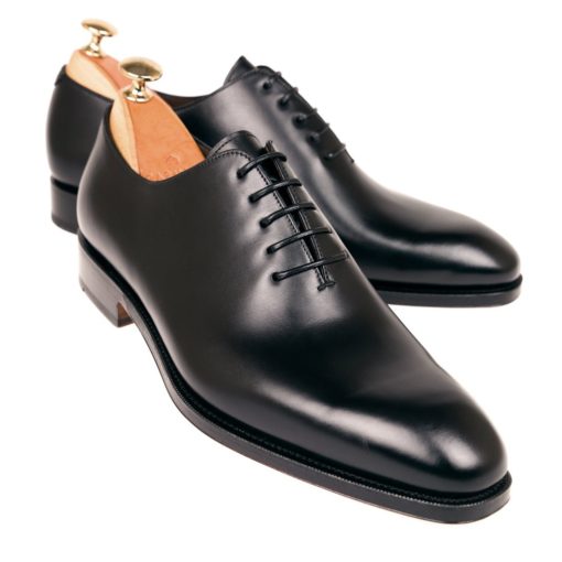 Carmina Wholecut Black